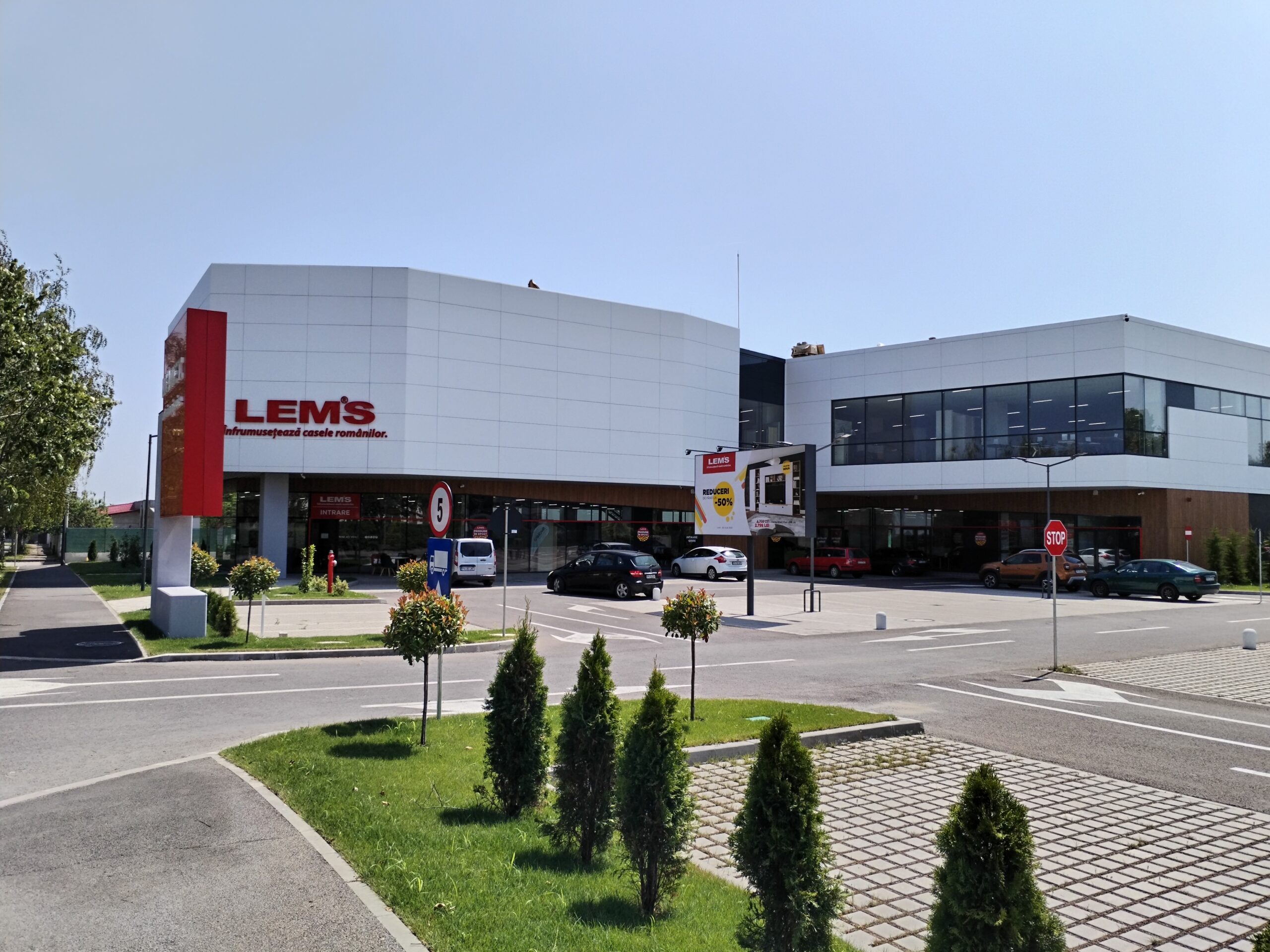 Lemet a inaugurat un nou magazin în Câmpina