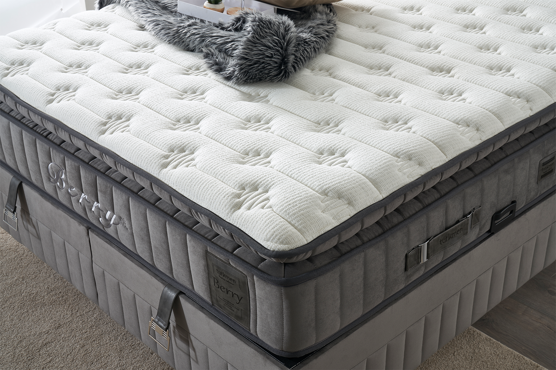 Pachet pat Berry gri tapițat integral cu saltea inclusă + pernă decorativă - imagine 4